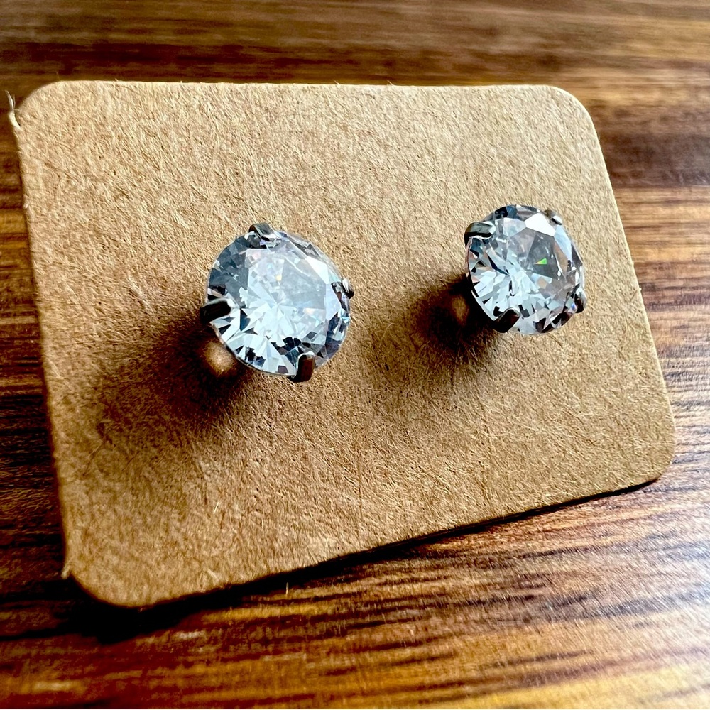 Stainless Steel 6mm Cz Stud Earrings